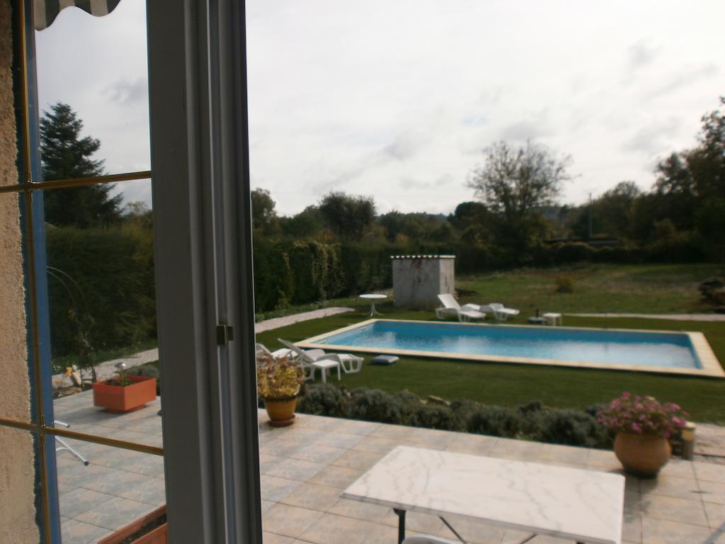 Bed and Breakfast Les Tourterelles Callian  Pokoj fotografie